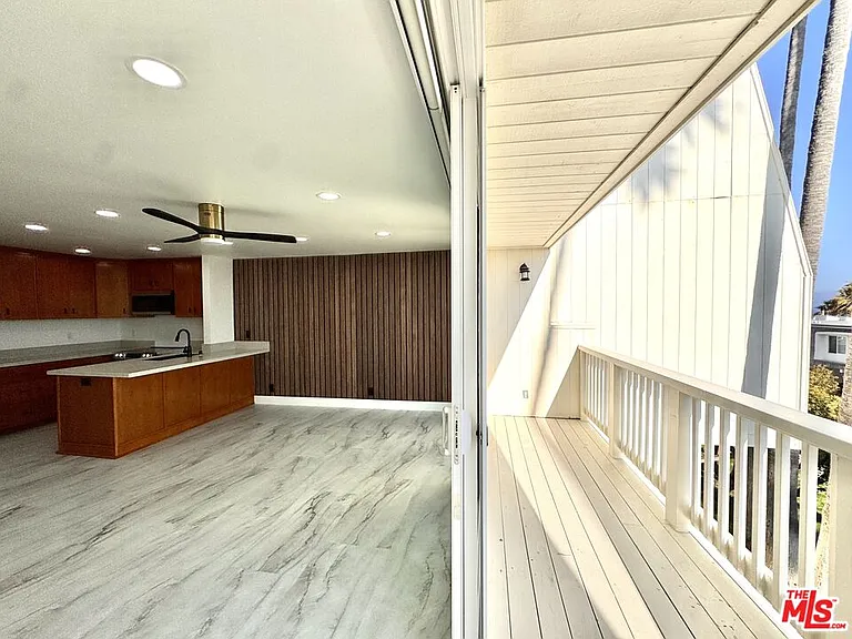 11916 Whalers Ln — Photo 21