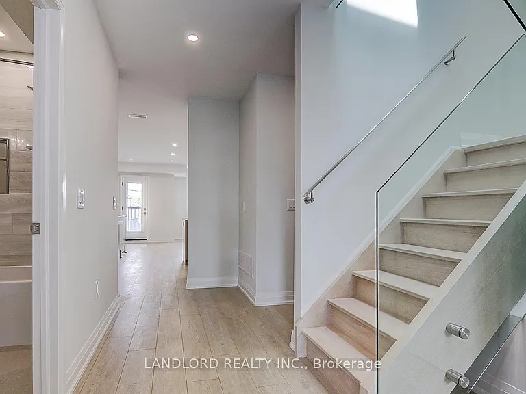 115 Livingstone Ave #UPPER — Photo 28