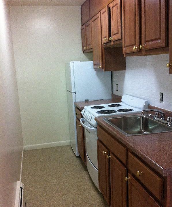 2nd image of 68 Butler St #A6