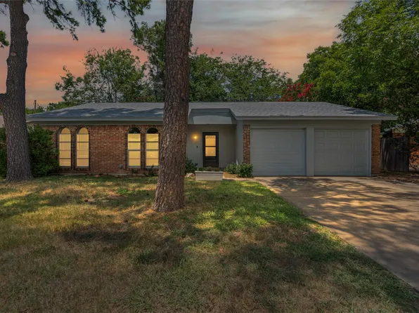 6525 Route 66, Watauga, TX 76148