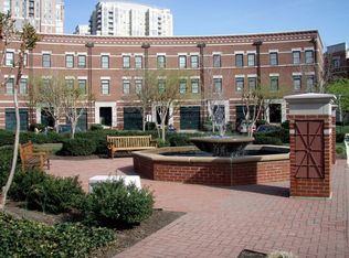 12122 Chancery Station Cir, Reston, VA 20190