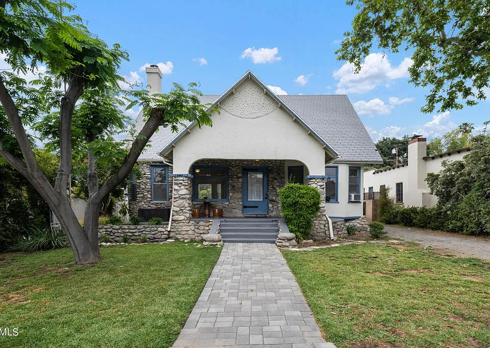 1941 Fletcher Ave