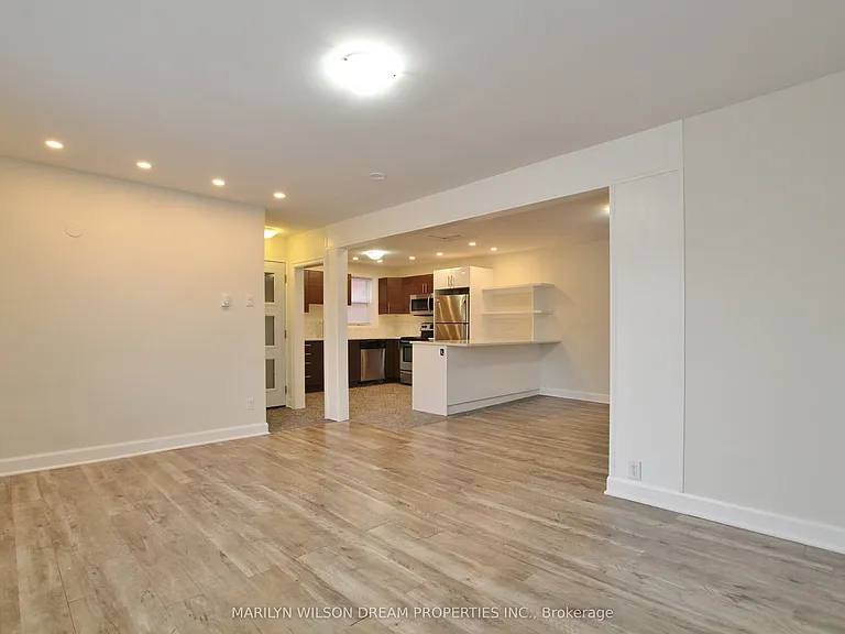 35 Donald St #3 — Photo 8