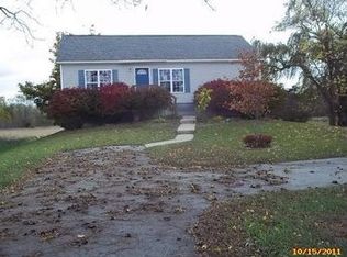 221 S Division St, Lowell, MI 49331