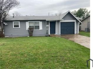 217 W Southern Ave, Saginaw, TX 76179