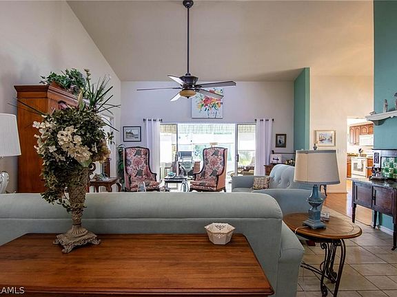 2nd image of 3743 Sabal Springs Blvd