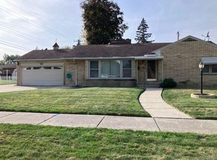 8831 Grayfield, Redford, MI 48239