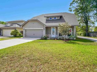61 5th St, Shalimar, FL 32579