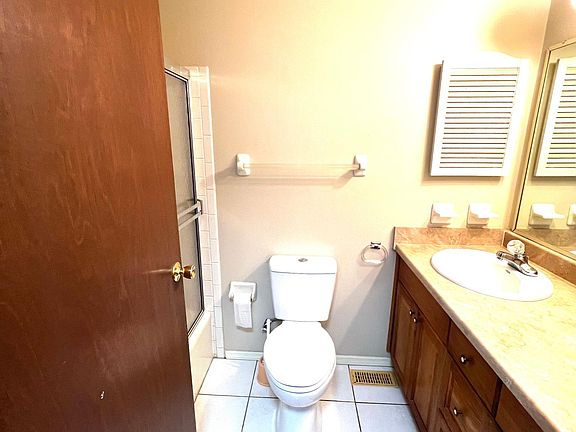 5th image of 1363 Robinson Dr