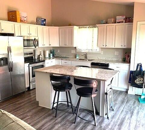 2nd image of 1192 Gemstone Pointe Dr