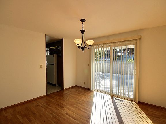 Open dining room w/ slider 