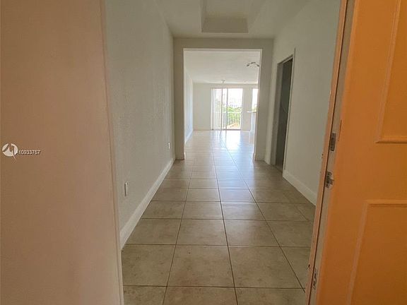 2nd image of 107 Mendoza Ave APT 402