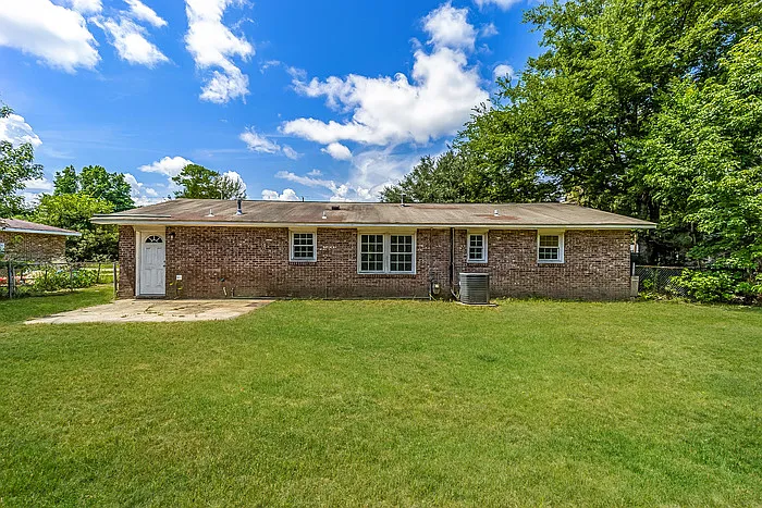 4426 Hardwood St — Photo 10