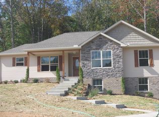 1017 Goldfinch Trl, Portland, TN