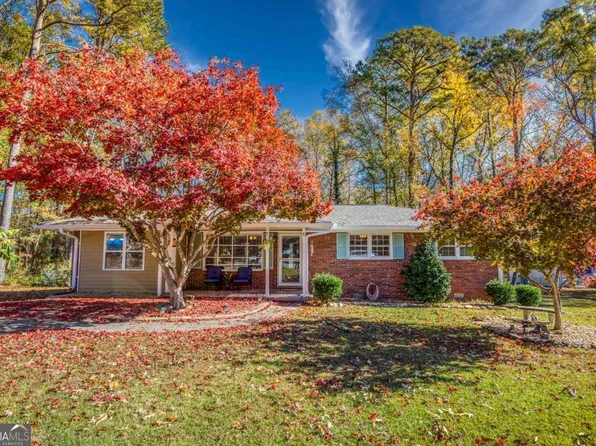 23 Woodland Rd, Auburn, GA 30011