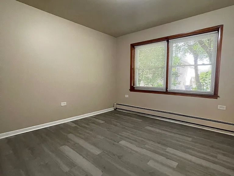 10743-10749 S Pulaski Rd #10 — Photo 5