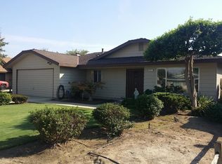 2417 Tammy Ln, Selma, CA 93662