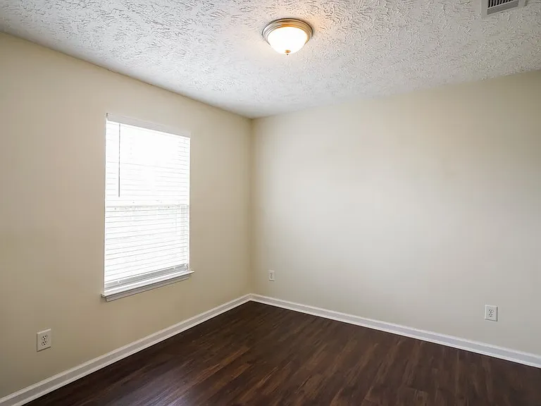 305 Indian Park Dr — Photo 17