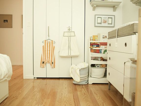 4th image of 4545 Center Blvd APT 1121
