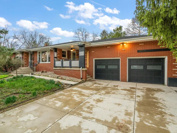 8814 Lee St, Crown Point, IN 46307