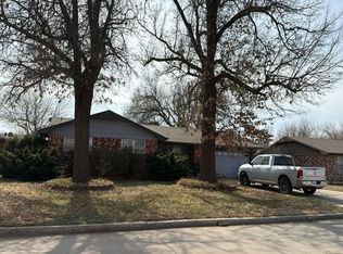 307 SW 23rd St, El Reno, OK 73036