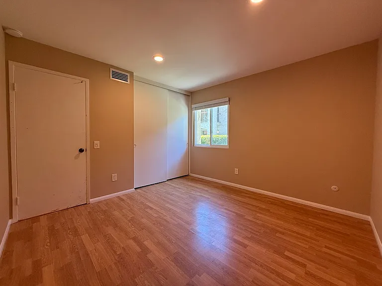 5999 Rancho Mission Rd #101 — Photo 10