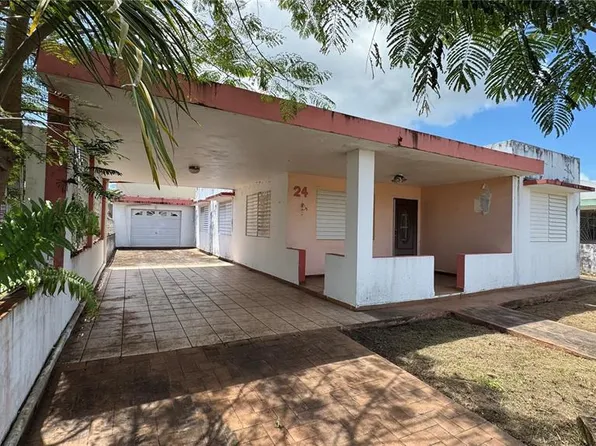 C6 Calle B, Juncos, PR 00777