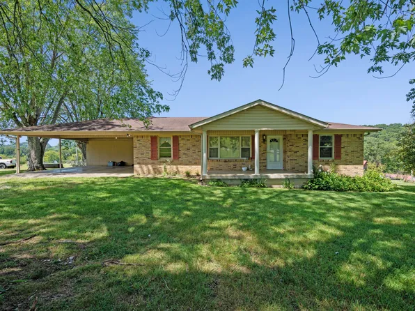 341 Horseshoe Bend Ln, Elmwood, TN 38560