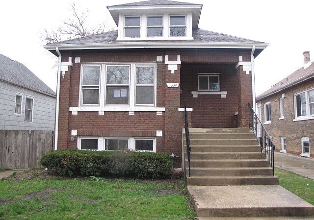 1st image of 1334 S Harvey Ave