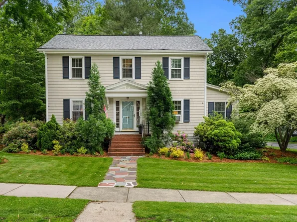 104 Perkins St, Melrose, MA 02176