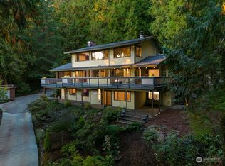 25308 SE Mirrormont Blvd, Issaquah, WA