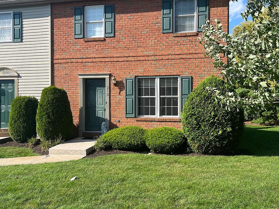 2nd image of 212 Nicole Way