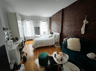 224 W 16th St APT 12, New York, NY 10011