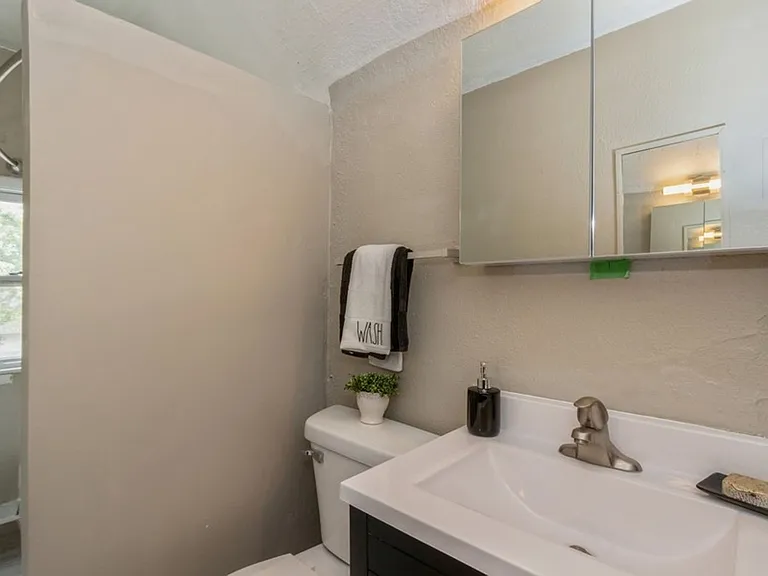 800 Kimball Rd — Photo 8