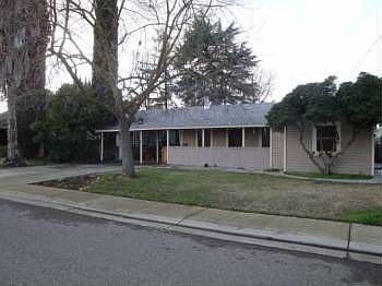2nd image of 1227 Sierra Dr