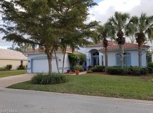 20372 Foxworth Cir, Estero, FL 33928