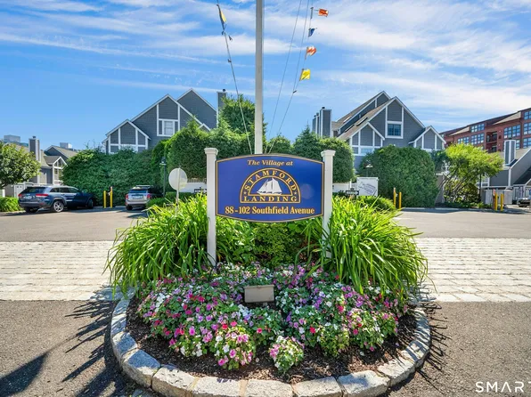 94 Southfield Ave #H2, Stamford, CT 06902