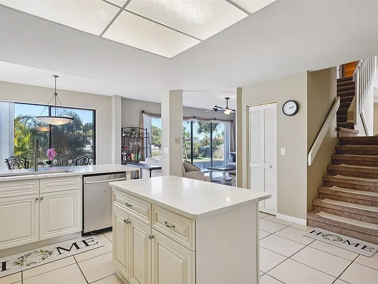 12929 Prestwick Dr — Photo 2