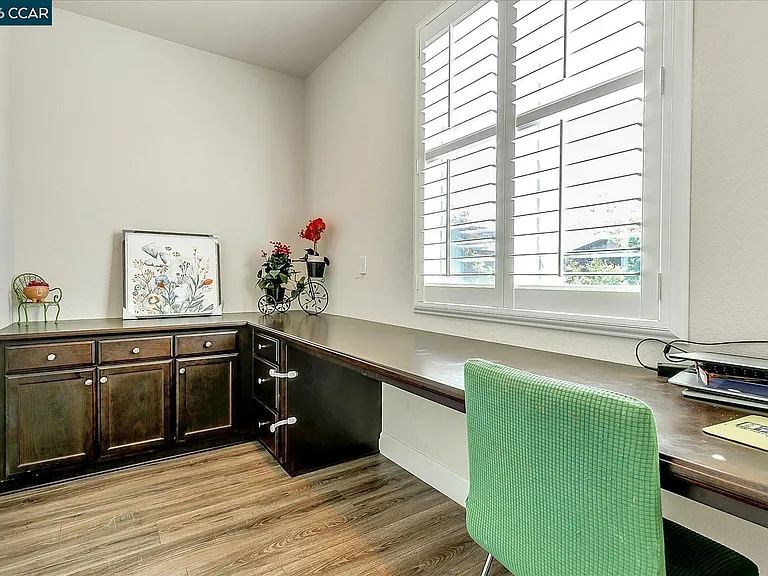 582 Mandevilla Dr — Photo 13