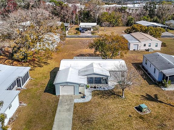 3rd image of 1424 Cross Bow Ln