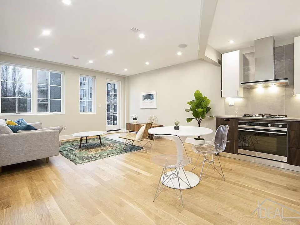 1st image of 594 Marcy Ave #2B