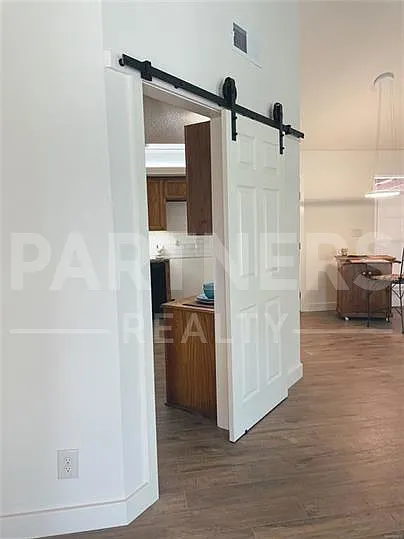 3121 Milan Dr — Photo 10