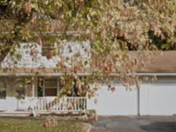 502 Valley Rd