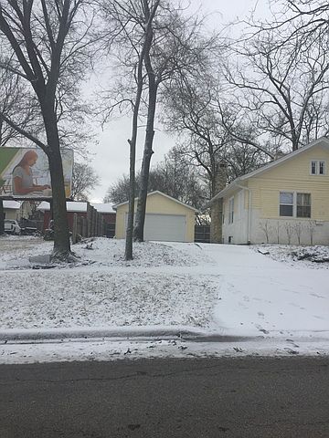 2nd image of 35 Hickory Ave