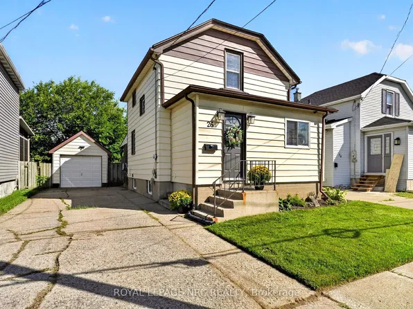 26 Lyndon St W, Thorold, ON L2V 3J7