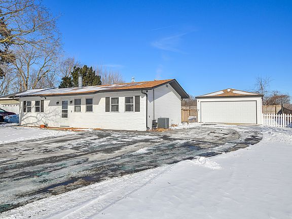 2nd image of 34W928 N James Dr