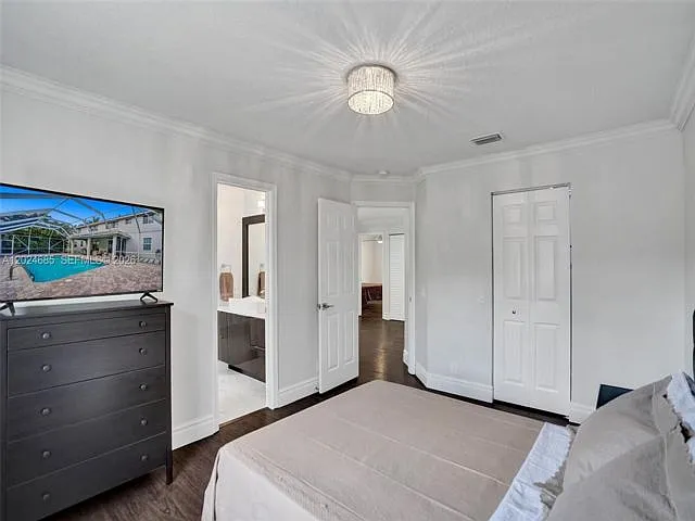 2526 Hunters Run Way — Photo 17