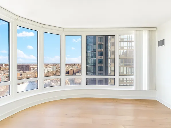 306 Gold Street image 4 of 16