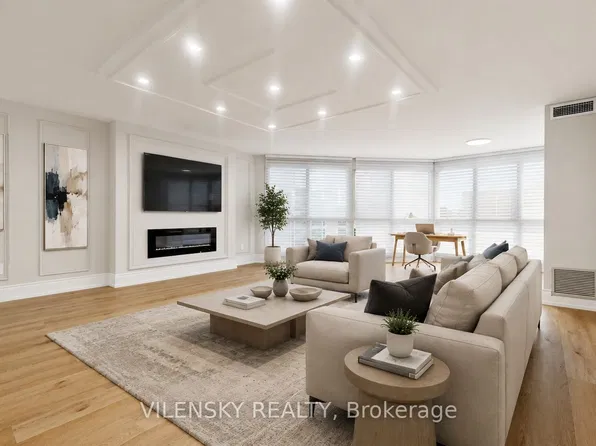 5 Weldrick Rd W #506, Richmond Hill, ON L4C 8S9