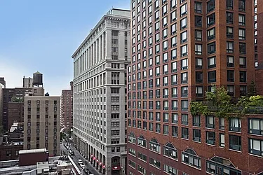 Rented by Barkoff Residential 
